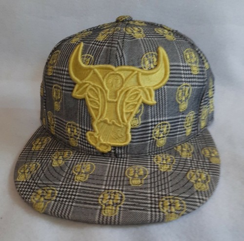 VOLCOM CUSTOM FITTED HAT CHICAGO BULLS 