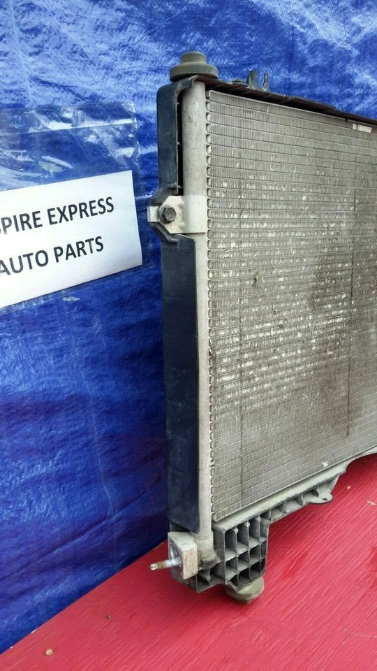 2004 2005 2006 2007 2008 2009 Dodge Durango AC Condenser OEM Foto 4 de 4