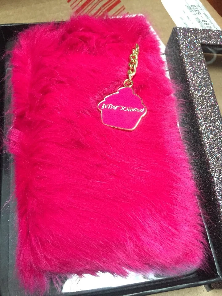 40 美元 Betsey Johnson Trolls 人造毛皮 iPhone 6 & 6S 保护壳 BPB12 — 第 3/4 张图片