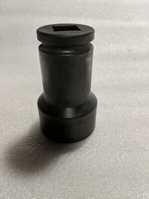 Isuzu NPR Lug Nut And Stud Remover Combo Tool
