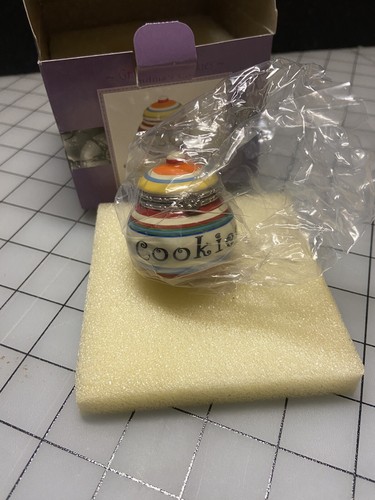 Cooking Club of America GRANDMA'S COOKIE JAR Trinket Box w/ 3 Cookies - Picture 4 of 7