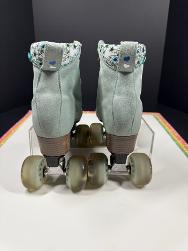 BTFL Roller Skates Scarlett Pro Size W 8 Light Blue Suede Great Condition. - Picture 6 of 8