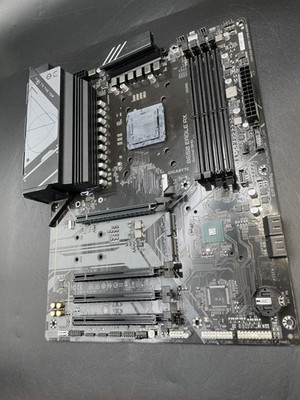 GIGABYTE B650 Eagle AX AM5 ATX Motherboard PC1723369