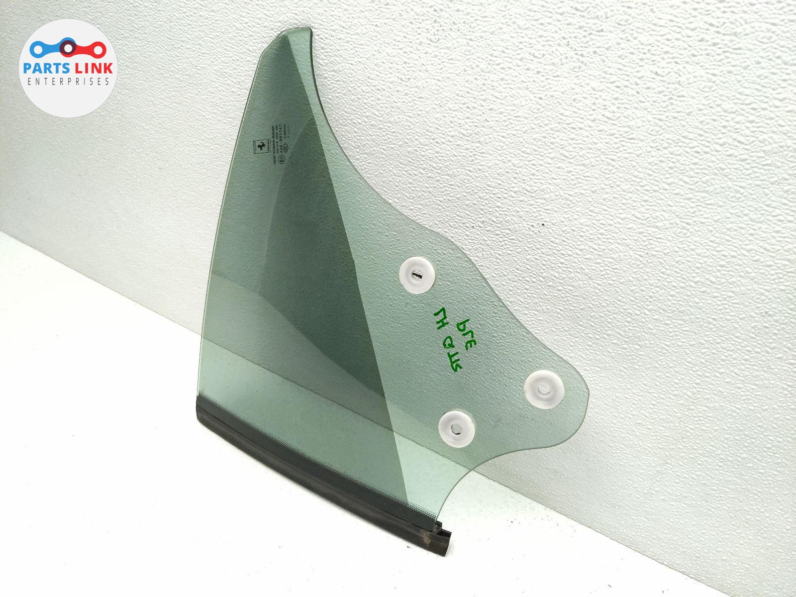 2008-14 FERRARI CALIFORNIA REAR LEFT QUARTER GLASS VENT WINDOW WING CORNER F149