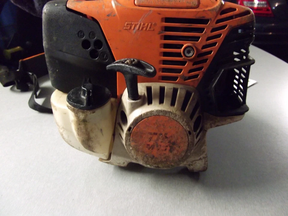 Stihl KM 131 R Kombimotor Kombigerät Gebraucht Bj. 12/2021 - Bild 4 von 4