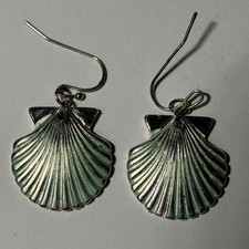 Silver Tone Dangles Scallop Shell Beach Ocean Theme Earrings Girls Kids