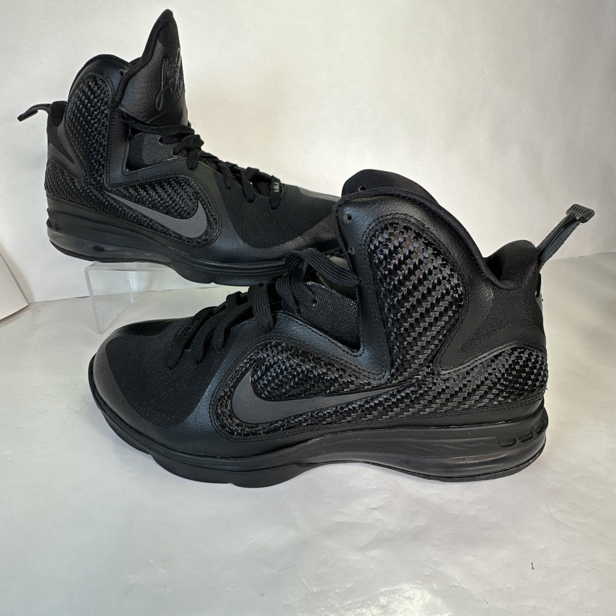 lebron triple black