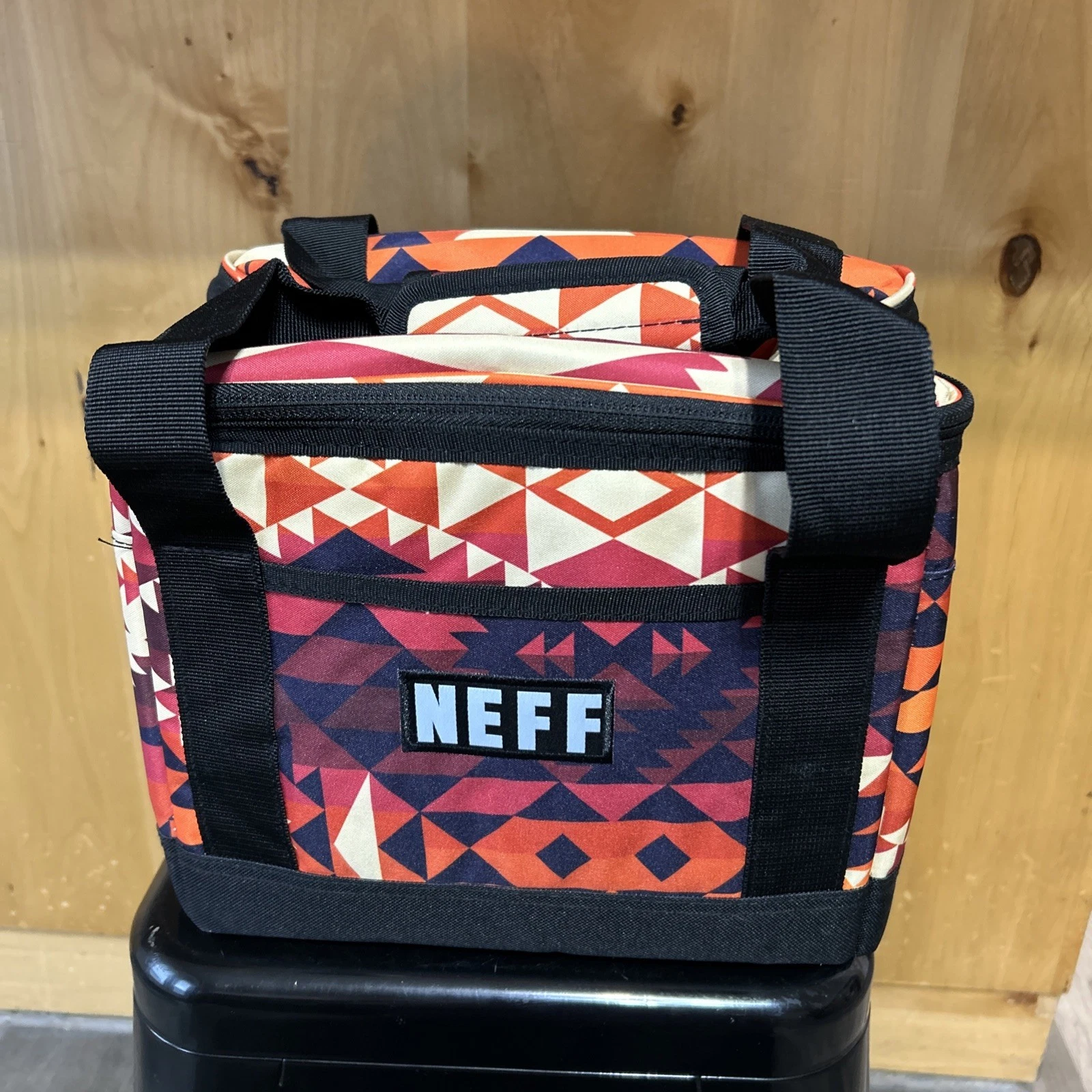 Neff Def Chill Beverage Cooler Blue Multi Geometric Pattern New Without Tags
Opens in a new window o