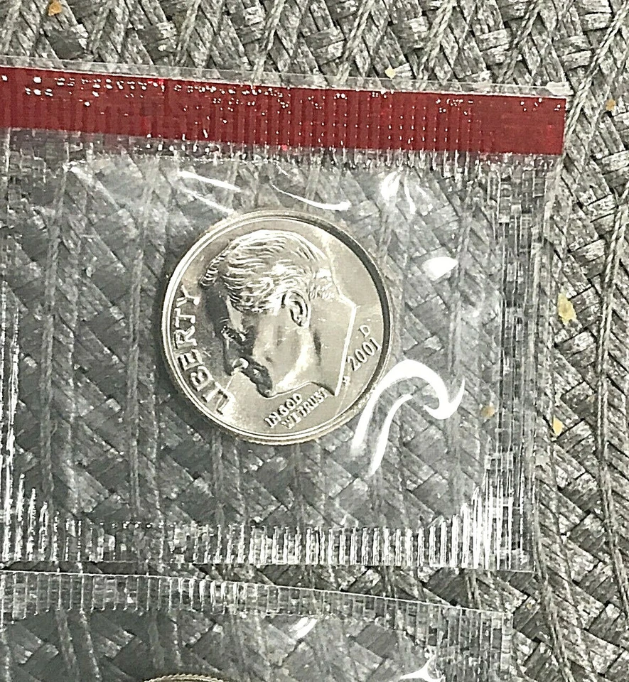 2001 P D S GEM PROOF & BU Roosevelt Dime PD in mint cellos - Image 3 of 4