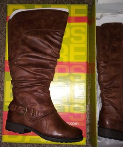 bare traps wide width boots