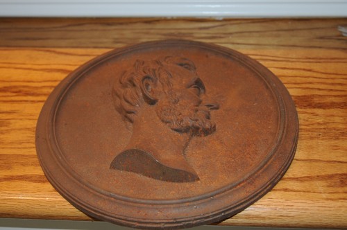 Vintage Cast Iron US President Abraham Lincoln Portrait Raised Relief Plaque .. - Picture 2 of 14