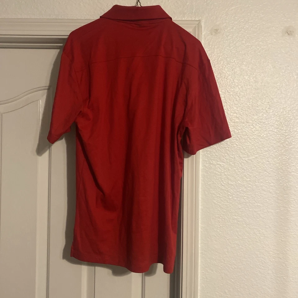 Camisa polo roja con cuello de empleado de Toys R Us de colección rara talla mediana Foto 4 de 4