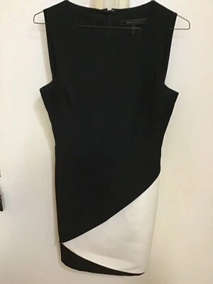 green emerald velvet dress Amazon.com: BCBGMAXAZRIA Women's V Neck Evening Maxi Dress with Long Cape  Sleeves, Black, 12 : Clothing, Shoes & Jewelry