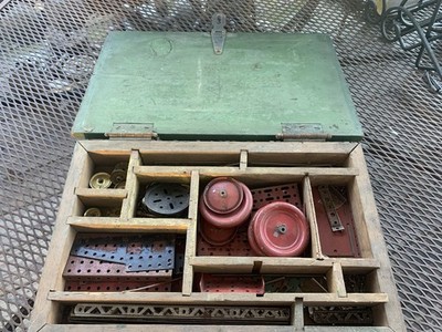 Vintage Antique Erector Set Parts with Wooden Green Box Early 1900s  PLEASE READ