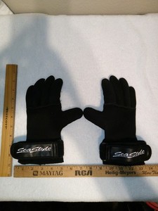 Sea Style Dive Gloves/Water Sports Gloves  Size XS