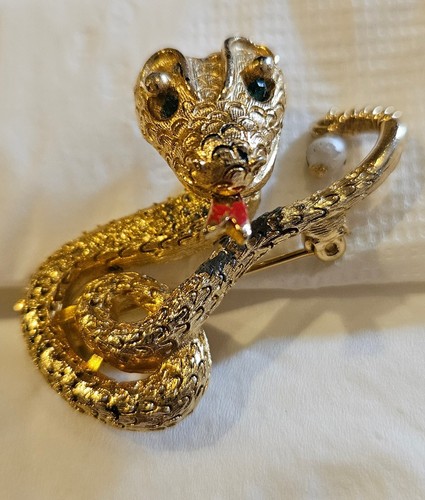 Vintage Gold Tone Mid-Century Snake Serpent Brooch w/Movable Head & Green Eyes - Picture 4 of 7