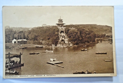 Scarborough Peasholm Lake Pagode & Wasserfall verschickt 1938 EB32