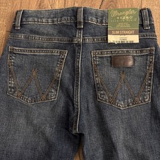 Boys Wrangler Retro Slim Straight Blue Jean 1088BWZBZ Size 12 Regular NEW