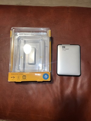 WD Easystore External USB 2.0 Portable Hard Drive wdbbxv0010bbk-01 For Mac