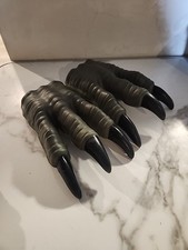 Jurassic World Velociraptor Raptor Green Claws Hands Costume Cosplay 2014-Hasbro
