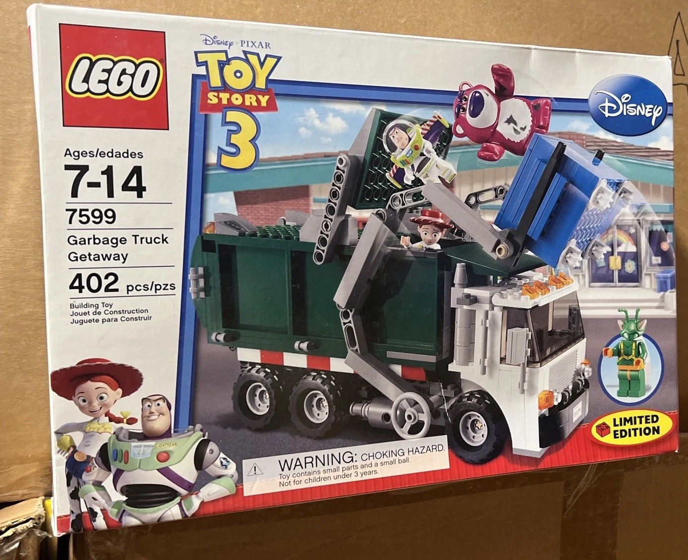 Lego 7599 - Toy Story 3 - Garbage Truck Getaway - from year 2010 - new sealed 