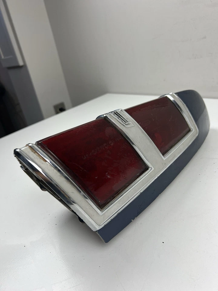 1977 Mercury Cougar Brougham Tail Light Assembly - Image 2 of 4