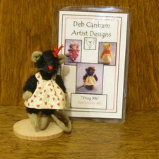 DEB CANHAM Artist Designs HUG ME, Hot Editions Coll. 2.75"  LE  mohair mouse
