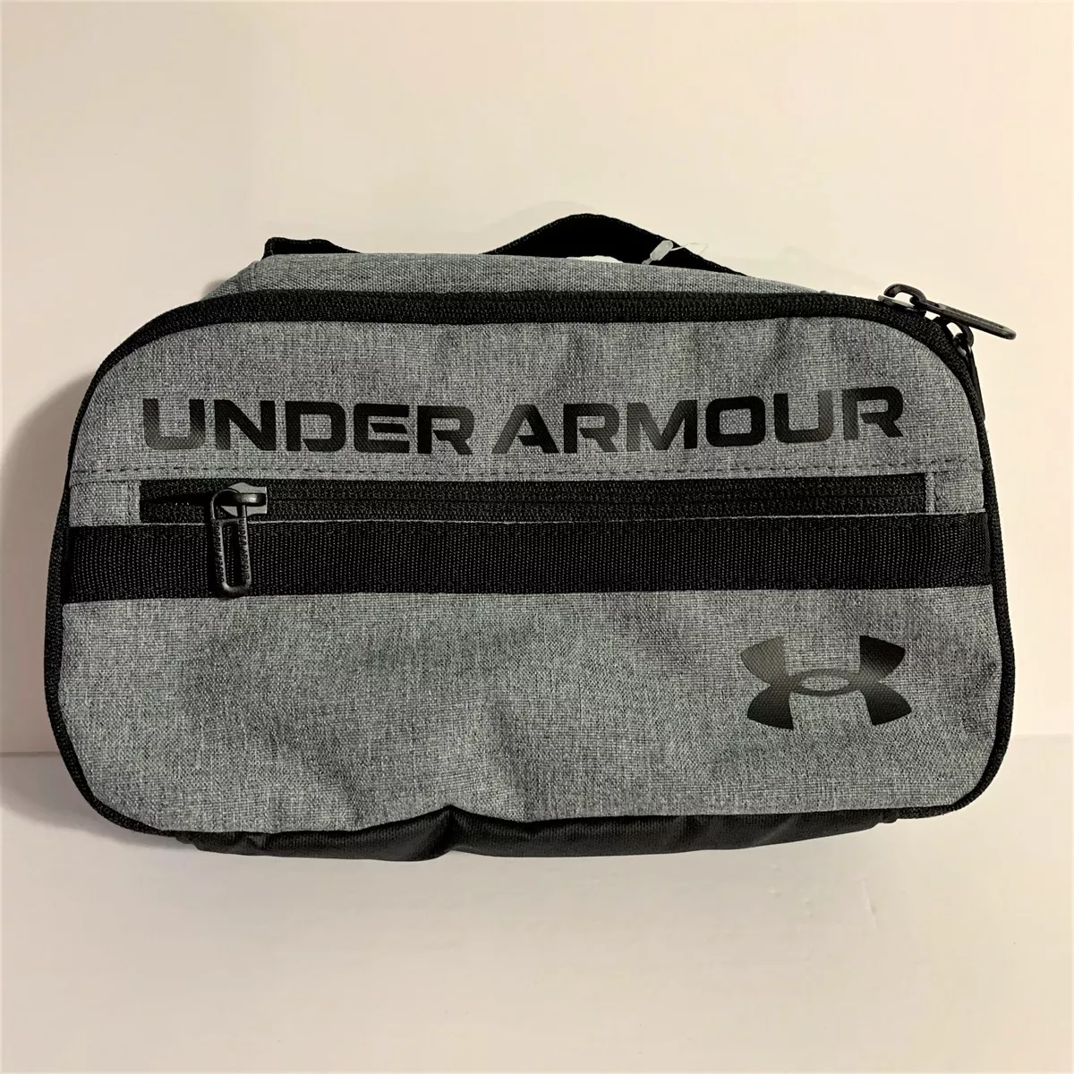 Unisex UA Contain Travel Kit