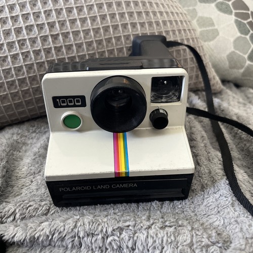 Vintage Polaroid 1000 Land Camera Vintage Instant Film Untested Green Button!