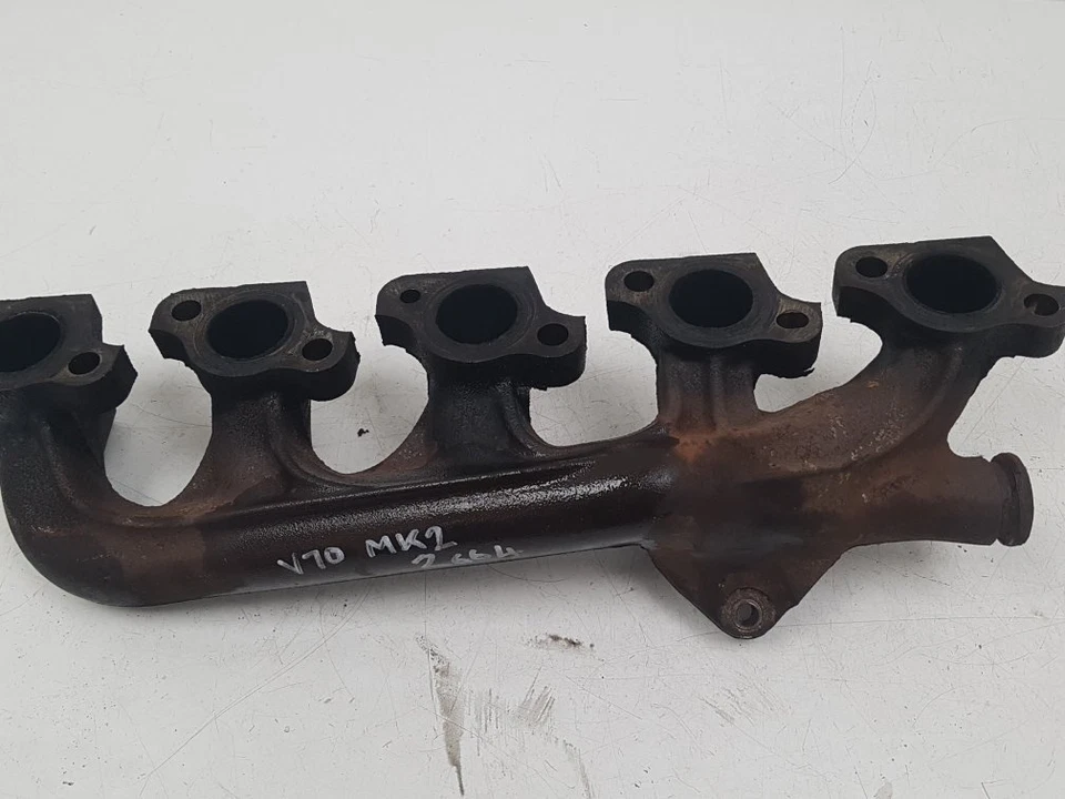 VOLVO V70 EXHAUST MANIFOLD 30731980 2005-2008 - Image 2 of 4