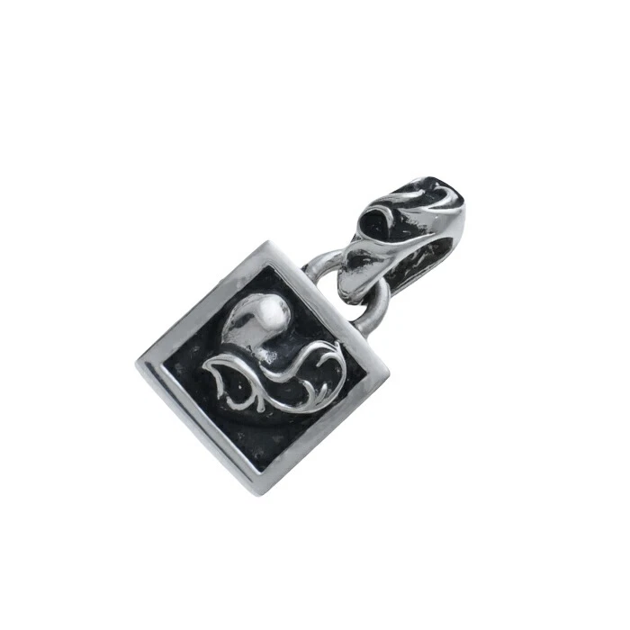 CHROME HEARTS COLLANA CIONDOLO CUORE INCORNICIATO CUORI CROMATI TOP ARGENTO