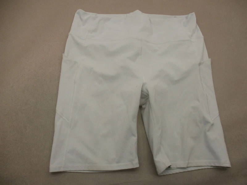 fabletics pure luxe high rise compression workout pocket shorts