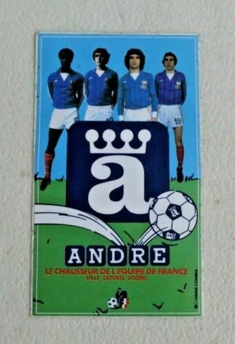Objets d'avant 2000 de collection sur le football