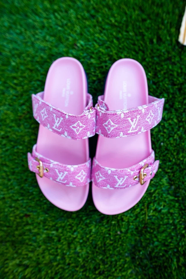 Sandalias Louis Vuitton Sunbath LV Slides Monograma Mules Talla 38 Foto 2 de 4