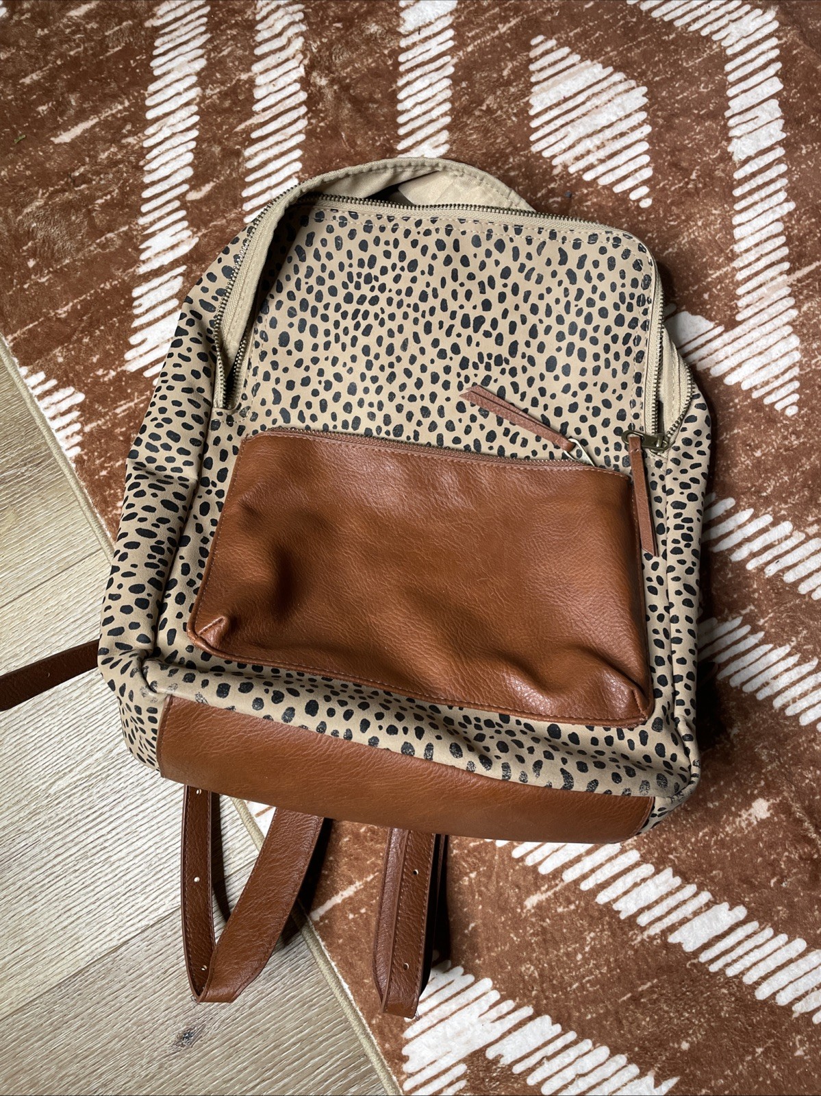 Universal Threads Leopard Cheetah Print Canvas Ba… - image 1