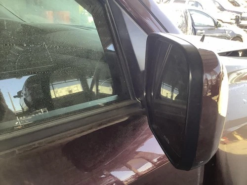 Used Right Door Mirror fits: 2009 Honda Pilot Power heated w/o turn signals pain