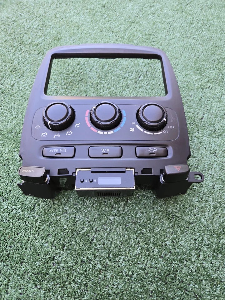 OEM 2001-2007 TOYOTA HIGHLANDER HVAC AC CALENTADOR PANEL DE CONTROL DE CLIMA 01-07 Foto 4 de 4