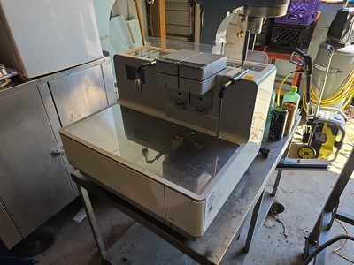 ILLY Y2 IPERESPRESSO PROFESSIONAL Espresso  Machine. Excellent condition.