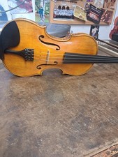 4/4 violin with case and bow
