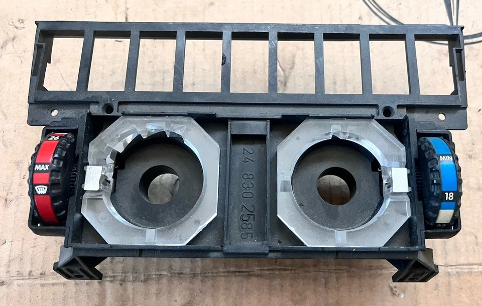 Mercedes-Benz E W124 1990 CENTRALINA CLIMATIZZATORE A1248302585 NUOVA ORIGINALE - Imagen 2 de 4