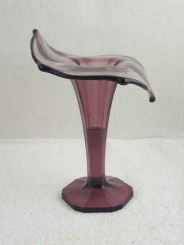 "Epic"? '60's Hand Blown Lilac Glass Vase Lily Edge approx. 7" VTG MCM - Picture 4 of 8