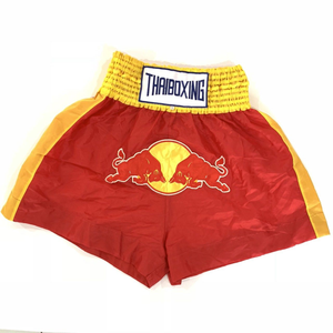 pantaloncini red bull