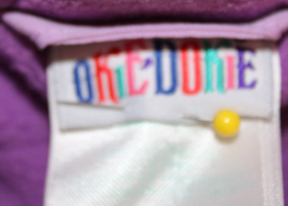 Traje de nieve púrpura para bebé Okie Dokie 3-6 meses muñeco de nieve en la parte delantera forrado con cremallera sin manchas Foto 4 de 4