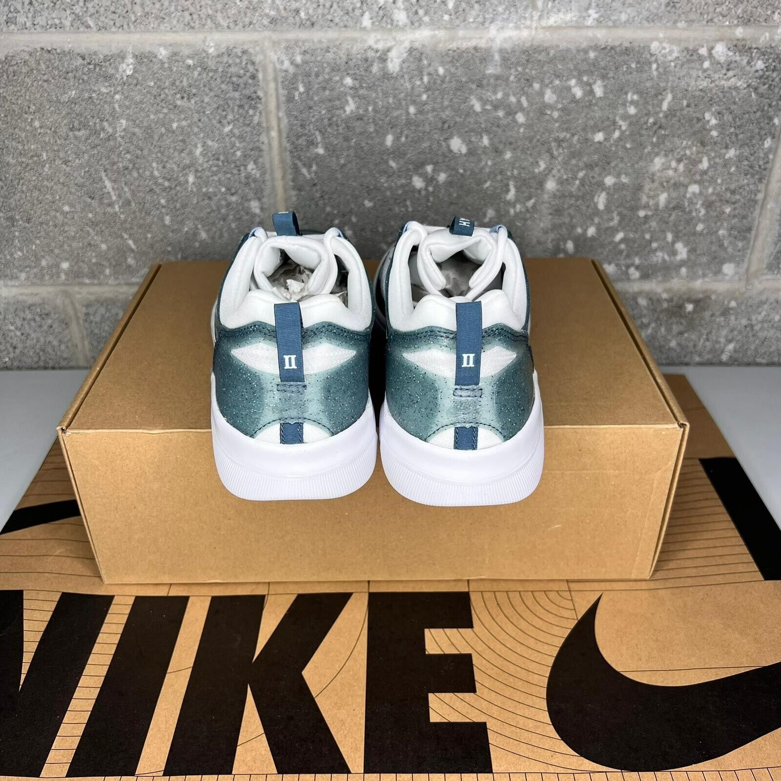 Nike SB Nyjah Free 2 PRM Green White Blue Shoes MEN'S 8.5/ WMNS 10 - DM7282  001