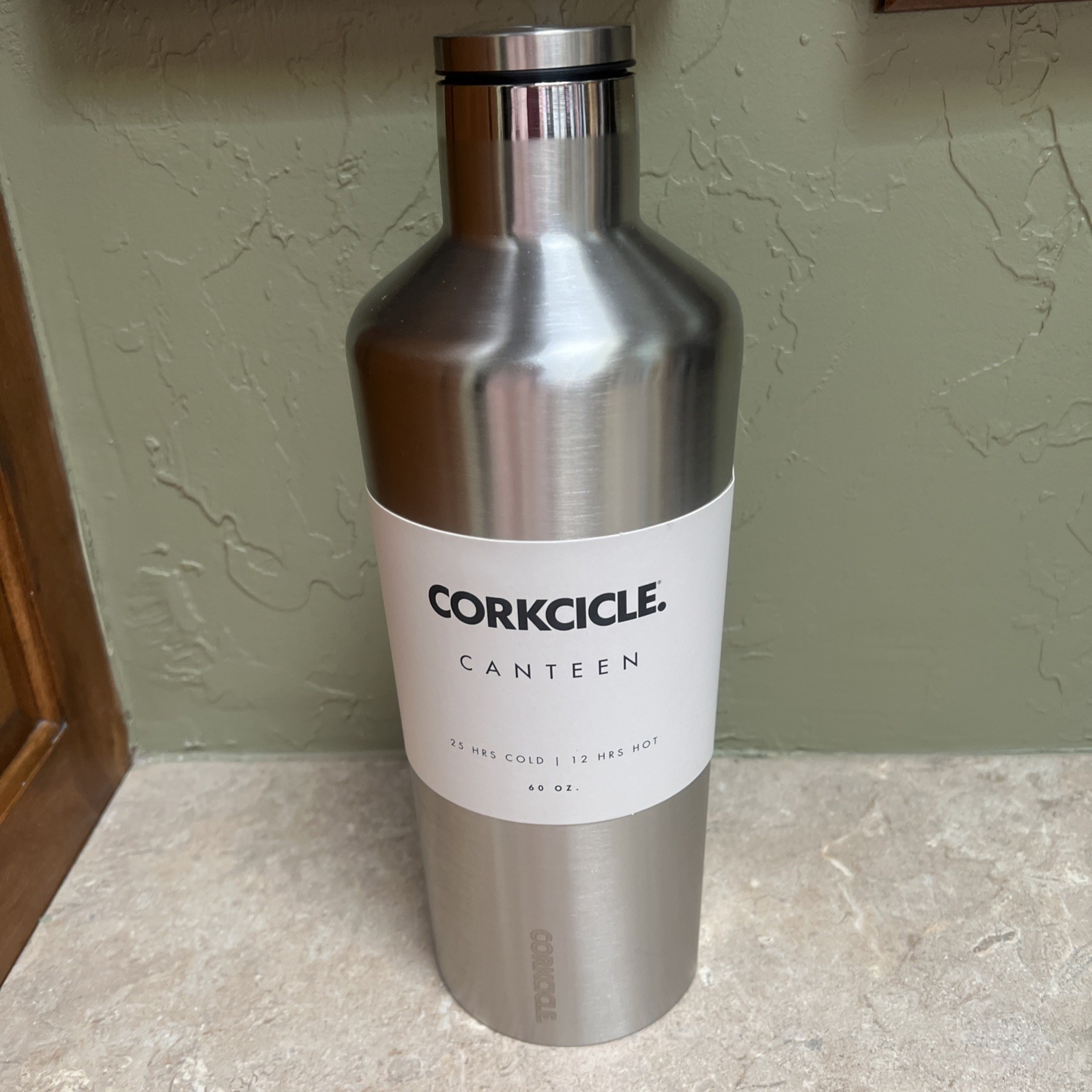Corkcicle 60oz Canteen Stainless Steel Thermos Triple Insulated