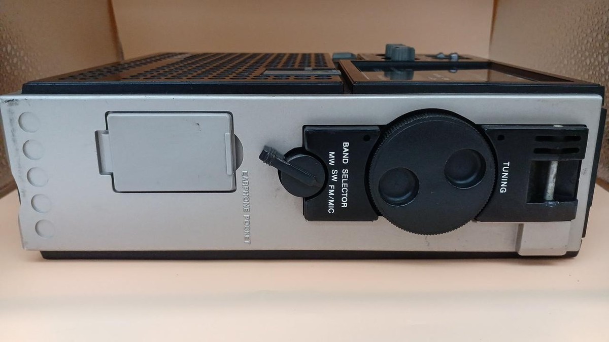 Sony ICF-5800 Skysensor Vintage Shortwave Radio - Used, Working | eBay
