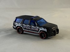 Hot Wheels 2007 Chevy Tahoe 2011 HW City Works Black OH5SPs