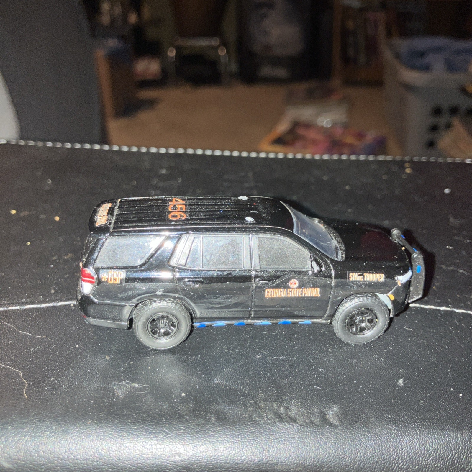Picture 3 of 7