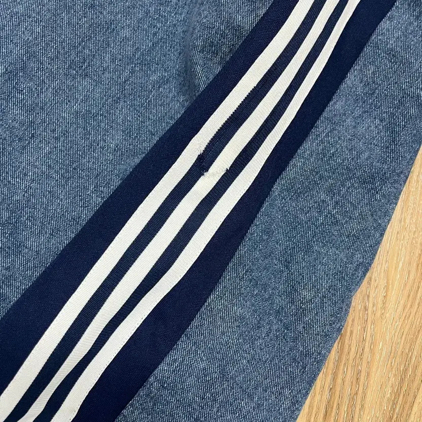 Adidas Firebird Reworked Jeans 30 Waist