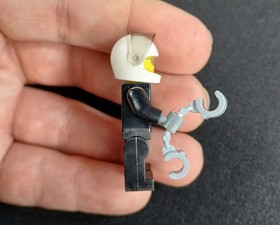 Lego City Police Officer Minifigure cty0027 from 5625 7899 7743 7741